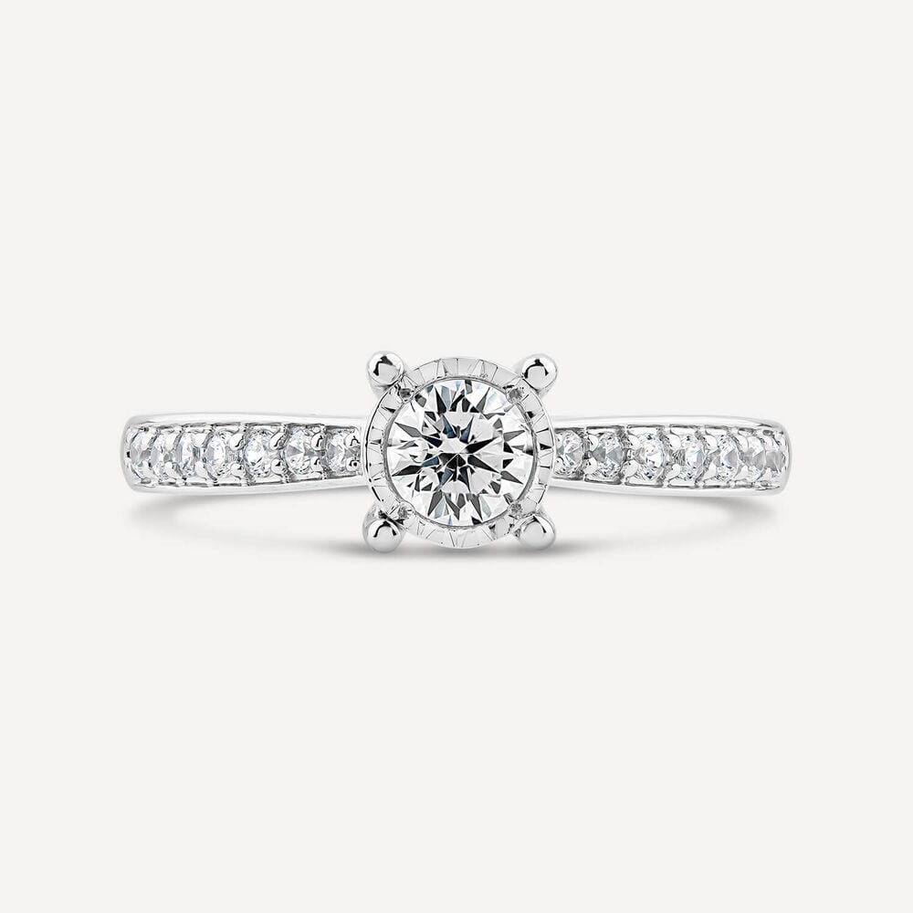18ct White Gold 0.50ct Diamond Illusion Solitaire Pave Shoulders Ring